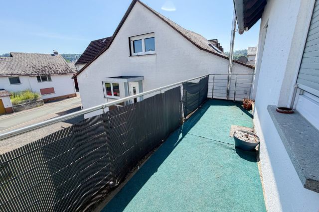1. OG links Balkon