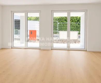 Neubau-Erstbezug! 3-Zimmerwohnung mit Balkon - Photo 1