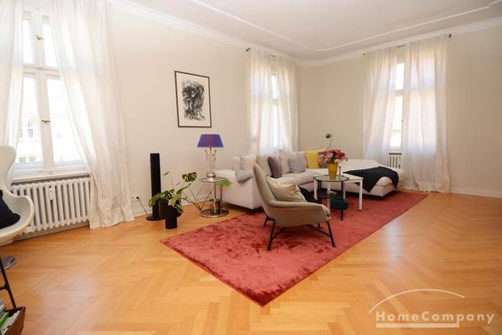 Große 4-Zimmer-Wohnung in Wilmersdorf, möbliert
