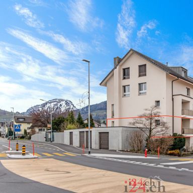 4.5 Zi-Wohnung mit zwei Balkonen