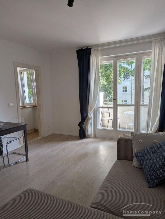 Helle, voll ausgestattete 2-Zimmer-Wohnung - Foto 1