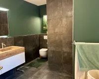 Elternbad im Erdgeschoss 