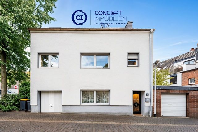 Strassenansicht 2 