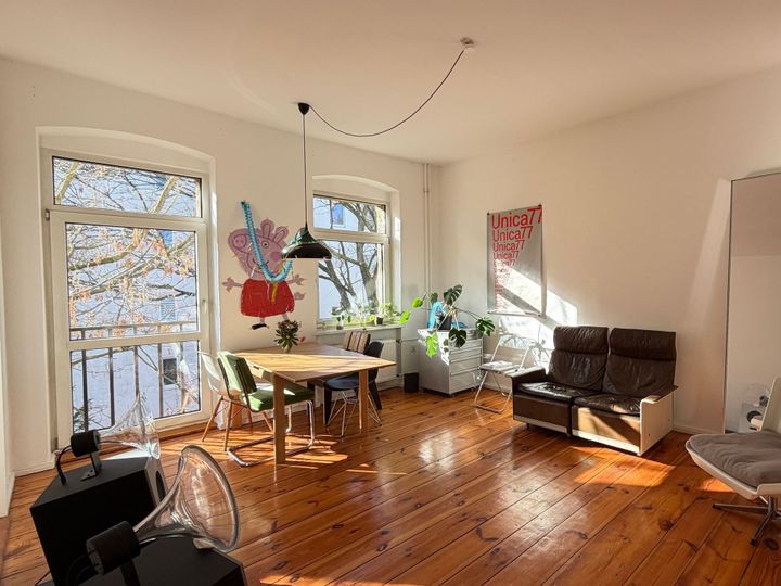 3-Zimmerwohnung mit klassischen Dielenböden zur Teilgewerblichen Nutzung