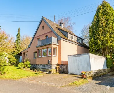 Geräumiges Wohnhaus in bevorzugter Wohnlage von Dierdorf zu verkaufen!