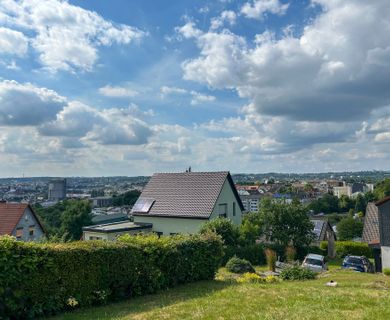Baugrundstück in Wuppertal-Langerfeld – sonnige Hanglage mit beeindruckender Fernsicht
