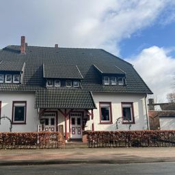 „Mit über 100 Jahren immer noch gut in Schuß“ 
Doppelhaus mit besonderem Flair und viel Potenzial