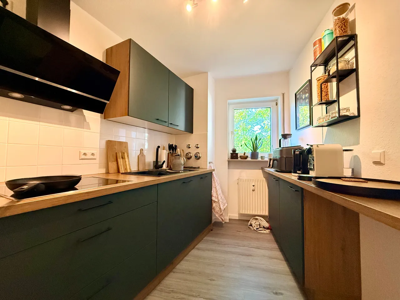 gepflegte 2,5 ZKB/Balkon-Wohnung mit Einbauküche - Photo 4