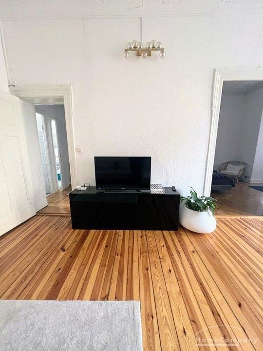 Schöne 3-Zimmer-Wohnung in Charlottenburg, Berlin, möbliert - Photo 2
