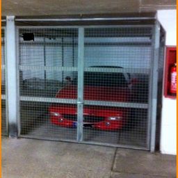 Große sichere Einzel-Box in Bilk, insb.Oldtimer/große Autos