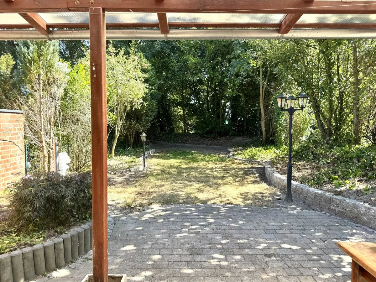 Die überdachte Terrasse - ein Platz für gemütliche Stunden
