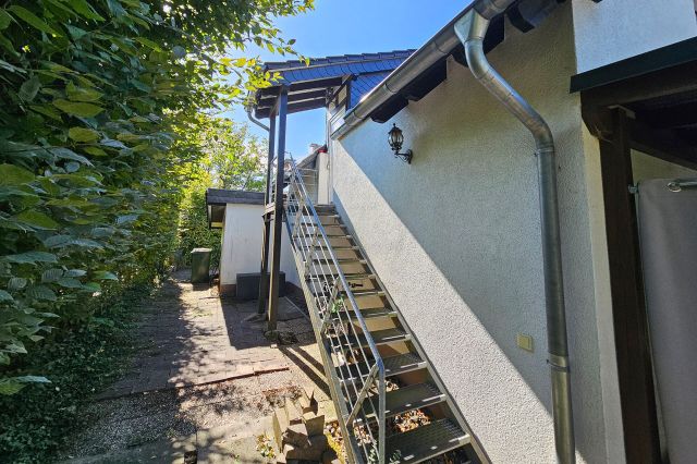 Zugang Wohnung OG Nebenhaus