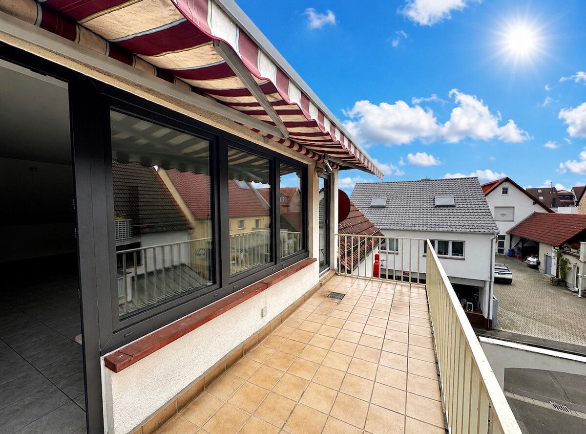 Außenansicht Balkon (KI Wetter)