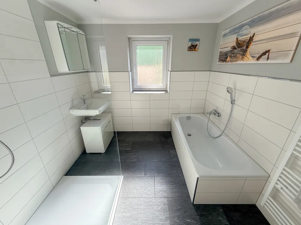 Badezimmer EG