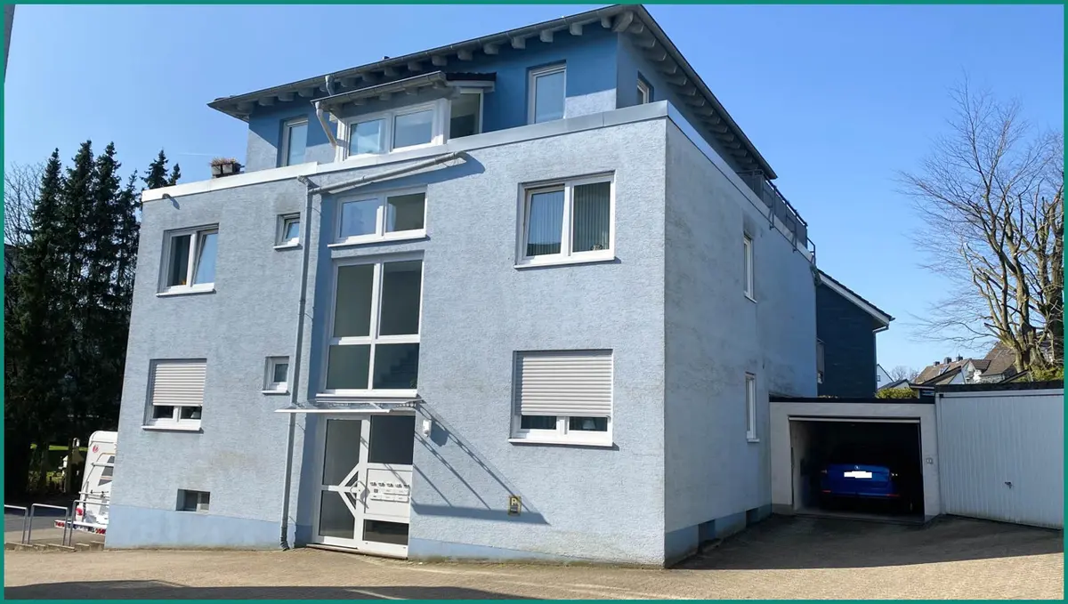 Wohnhaus mit Eingangsbereich