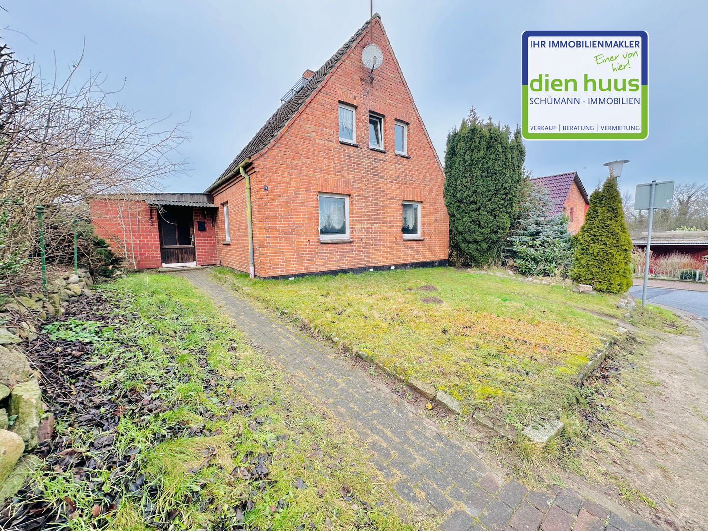 Einfamilienhaus in ruhiger Lage mit weitläufigem Grundstück