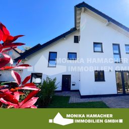 Top-modernes, freistehendes Einfamilienhaus in Moitzfeld