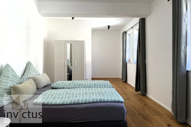 Schlafzimmer / Büro