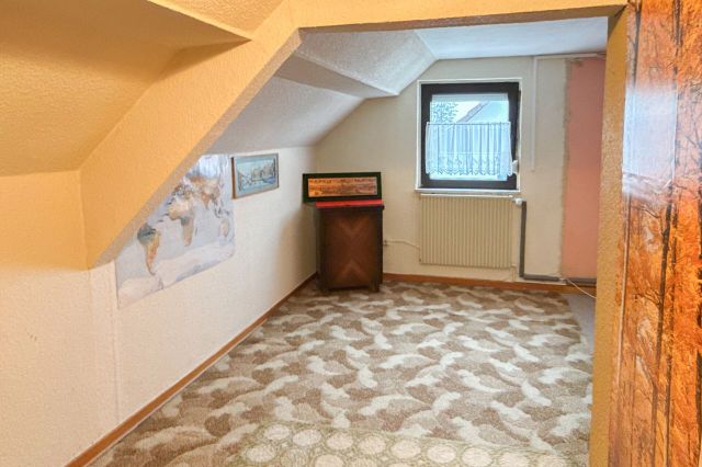 Haus 1 DG Zimmer (2)