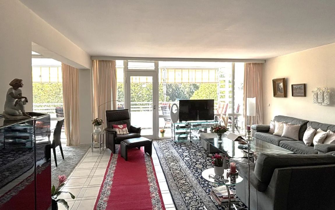 Großzügige Eigentumswohnung mit Balkon in begehrter Lage