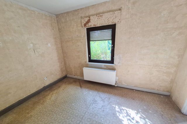 Wohnzimmer - Wohnung links