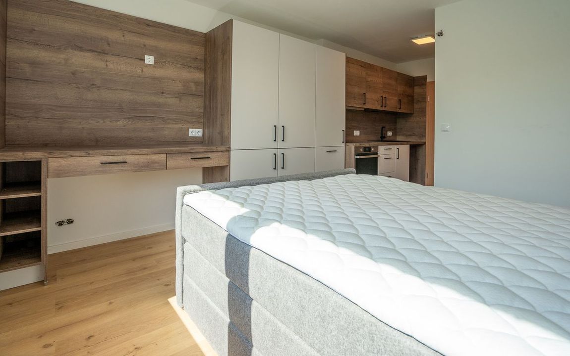 Frisch saniert, voll möbliert – Ihr kleines Zuhause mit Charme, Komfort und Blick ins Grüne