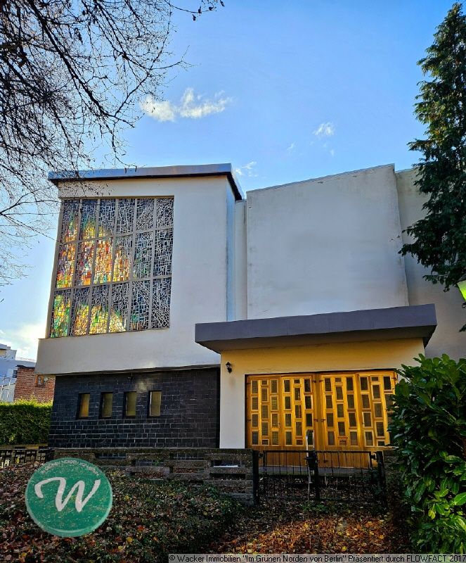 Gelegenheit Nr.39, Kirche, Sakralbau (Denkmal) mit Gemeindehaus in Innenstadtlage