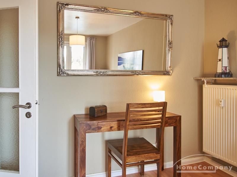 Arbeitsbereich im Wohnzimmer