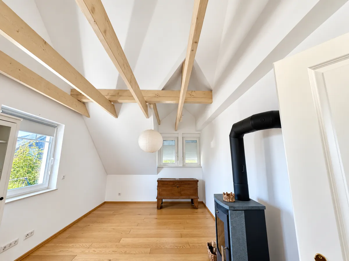 Wohnzimmer DG