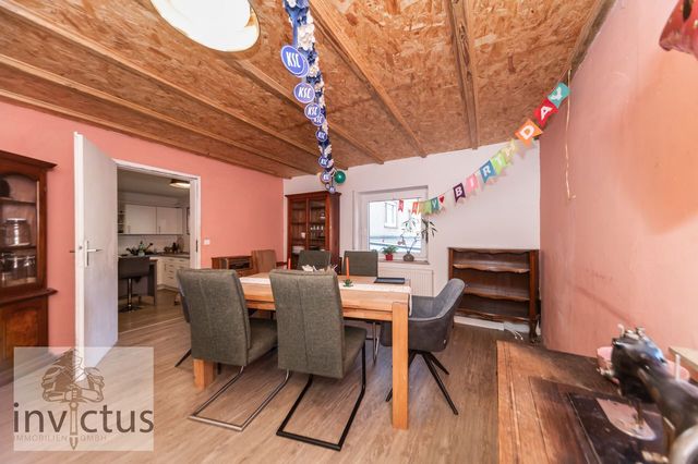 Esszimmer o. Büro im OG