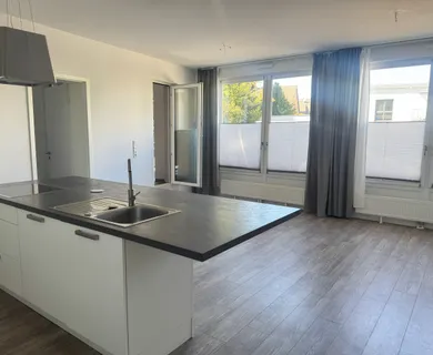 Moderne 3-Zimmer-Wohnung in Refrath - Photo 1