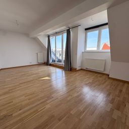 Exklusive Dachgeschosswohnung mit hohen Wohnkomfort zur teilgewerblichen Nutzung!