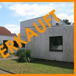 Bungalow, mit Park und Schwimmbad am Stadtrand!! 
REDUZIERTER PREIS
*OHNE ZUSÄTZLICHE PROVISION*