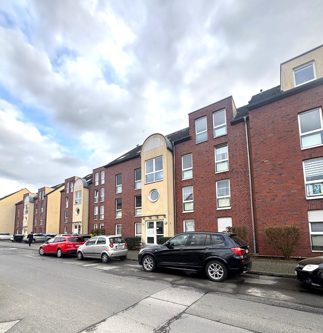 **** Solide Kapitalanlage – Zwei vermietete 3-Zimmer-Wohnungen auf einer Etage ....****