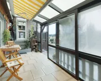 Überdachte Terrasse