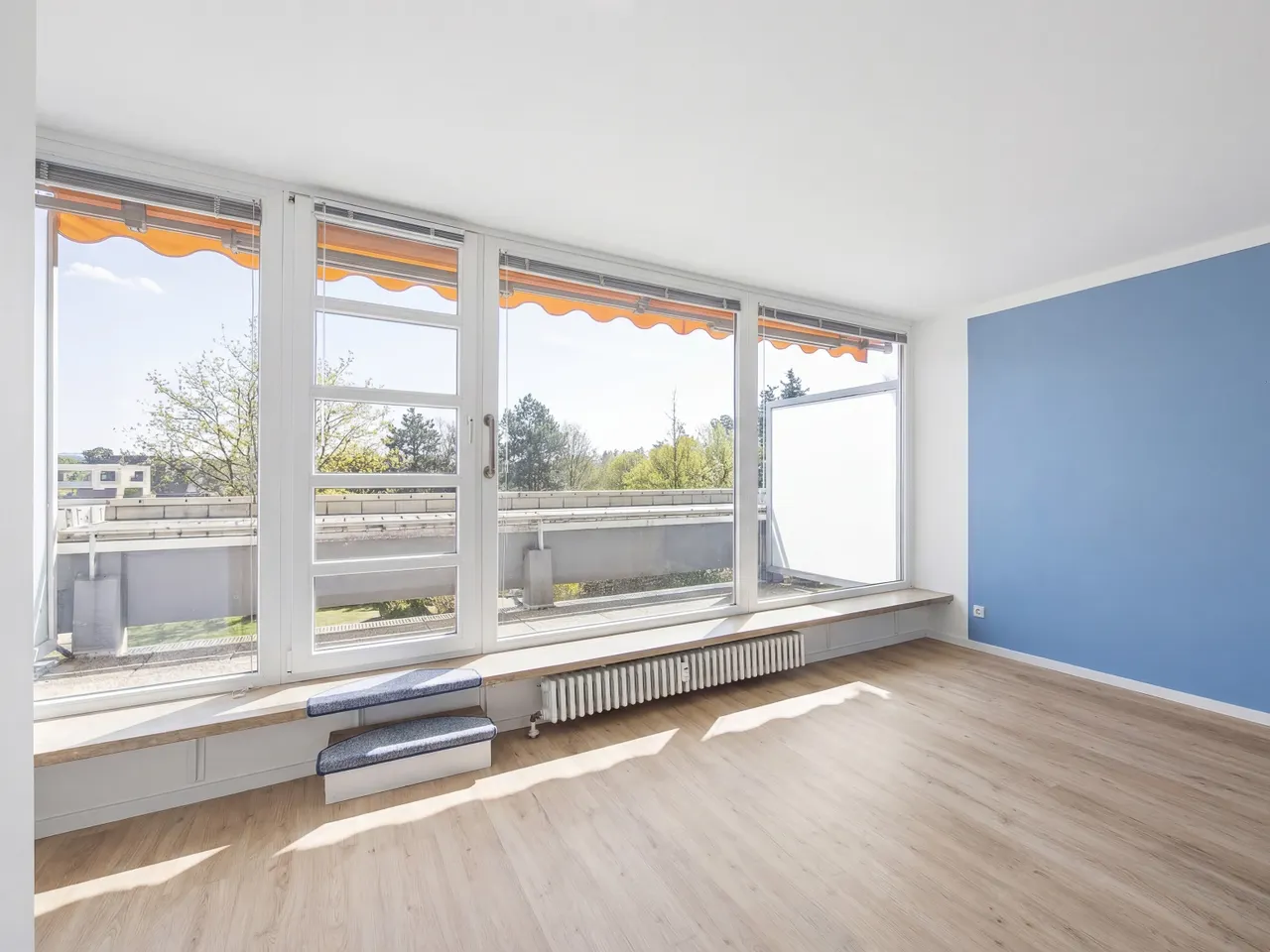 Schlafzimmer 1