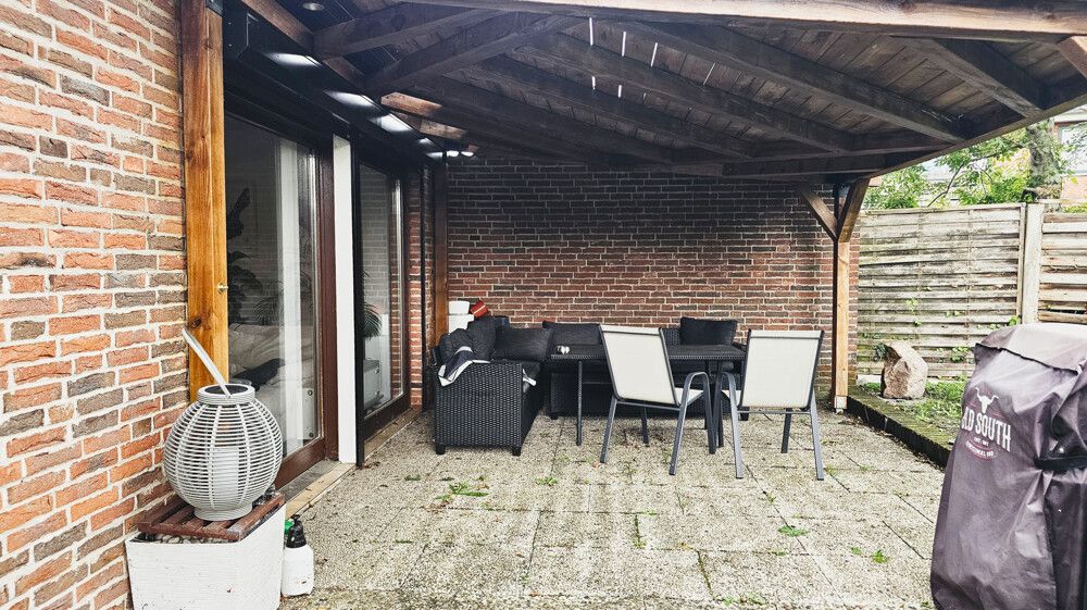 Terrasse zugänglich vom Wohnzimmer