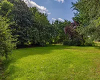 Garten mit viel Platz für Kinder