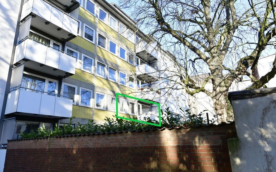 Zentral mit Balkon! Helles 1-Raum Appartement in ruhiger Duisburg Citylage am Kantpark