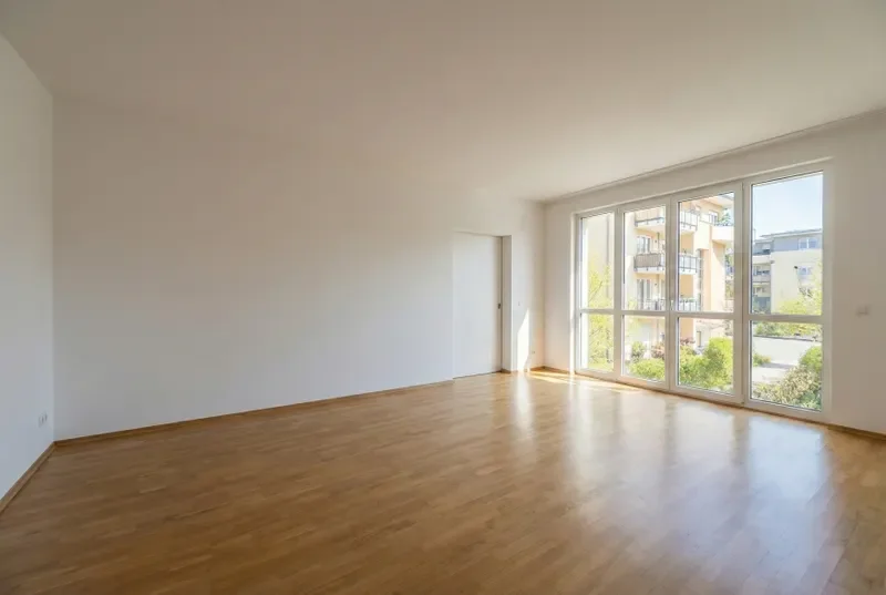 Wohnzimmer unmöbliert
