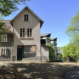 ***PREISREDUZIERUNG***
Historisches Ein-/Zweifamilienhaus in Zentrumslage von Wissen!