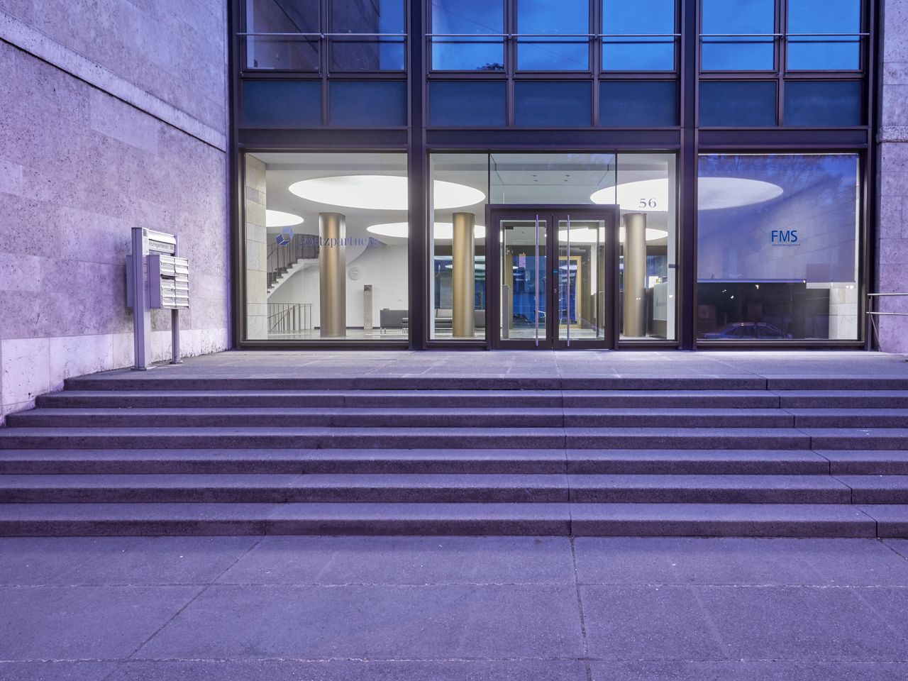 Eingangsbereich (©Deka Immobilien)