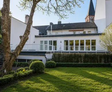 Direkt im Zentrum: 4-Zimmer-Wohnung mit großzügiger Terrasse und viel Wohnfläche