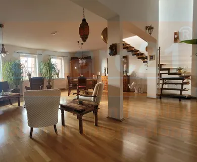 Exklusive Maisonette über den Dächern von Duisburg-Duissern – mit privater Dachterrasse sucht SIE!