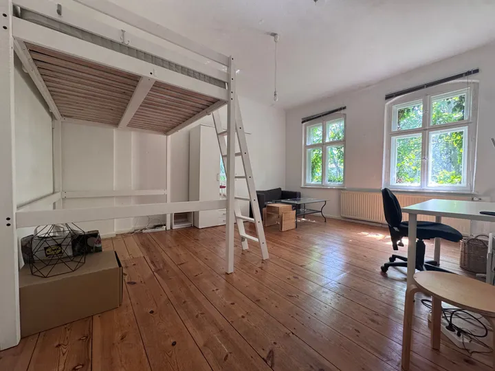 Möbliertes Studentenstudio im Herzen von Friedrichshain!