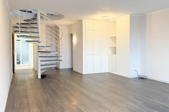 GUT GESCHNITTENE MAISONETTEWOHNUNG MIT DREI BALKONEN IN KR-FISCHELN ZU VERKAUFEN!