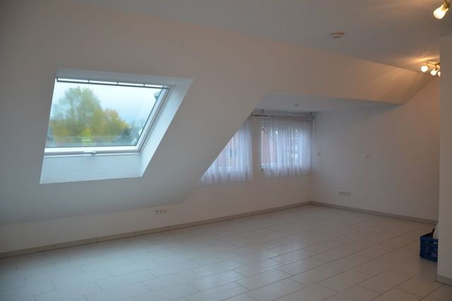 Wohn- u. Schlafzimmer 2