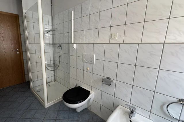 Wannen und Duschbad 