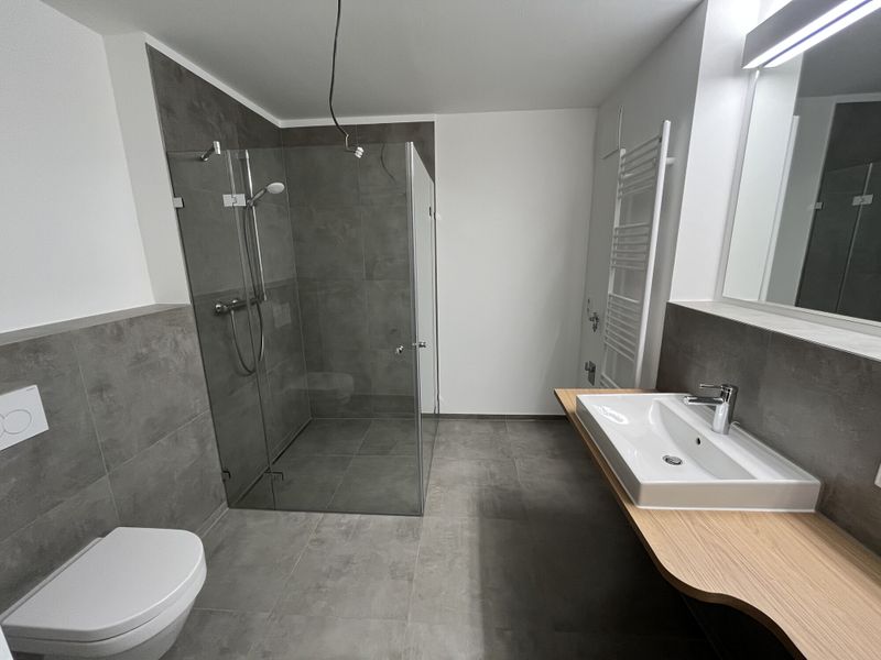 Attraktive 2-Zimmer-Erdgeschosswohnung in zentraler Bestlage – Modern & hochwertig ausgestattet - Foto 2