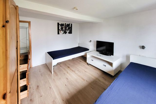 Zimmer 2 OG